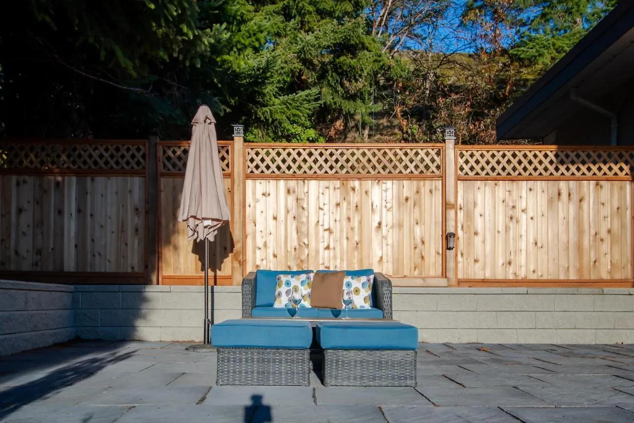 Apartment Bright Private Suite Near Departure Bay Beach Nanaimo